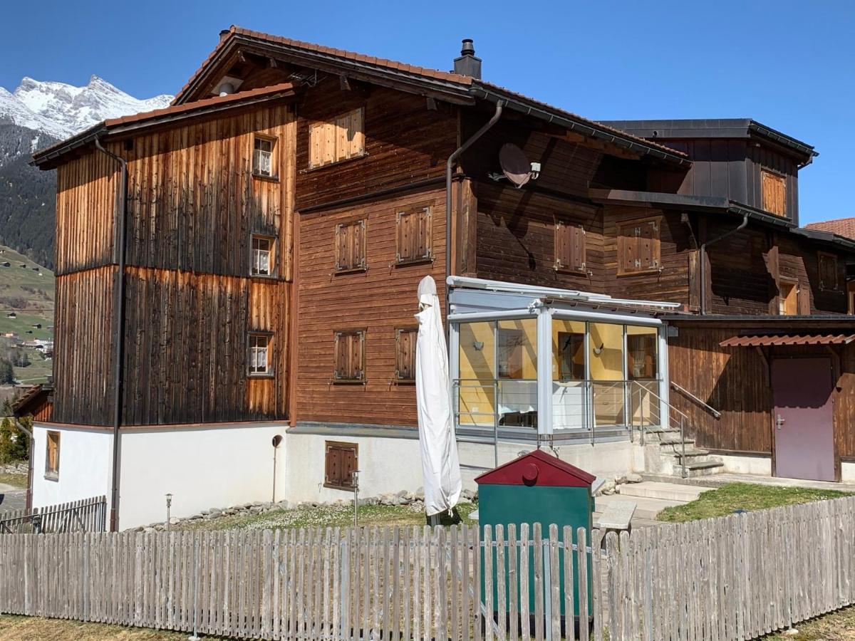 Casa Steilalva - Grosszuegiges Chalet Fuer Erholsamen Familienurlaub Surrein Eksteriør bilde