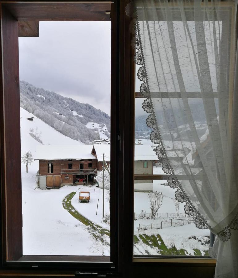 Casa Steilalva - Grosszuegiges Chalet Fuer Erholsamen Familienurlaub Surrein Eksteriør bilde